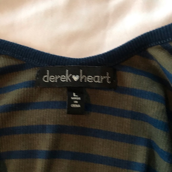 Tshirt 🎉💰 - Picture 3 of 3